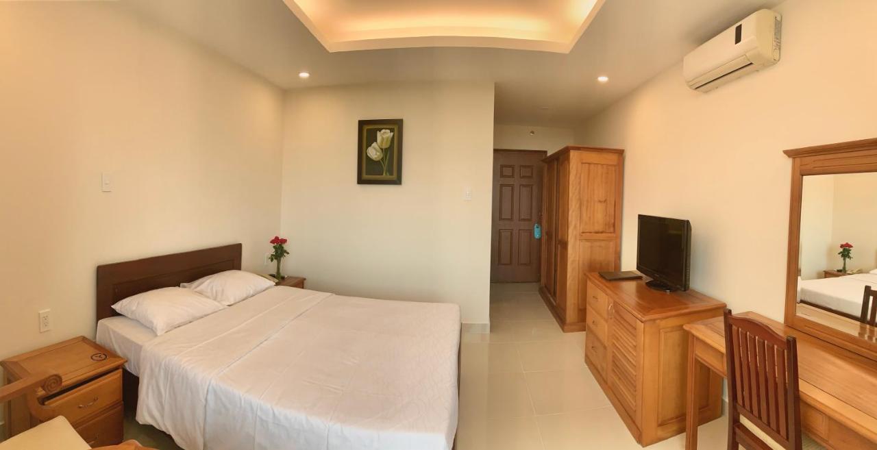 Tan Son Nhat 2 Hotel Хошимін Екстер'єр фото