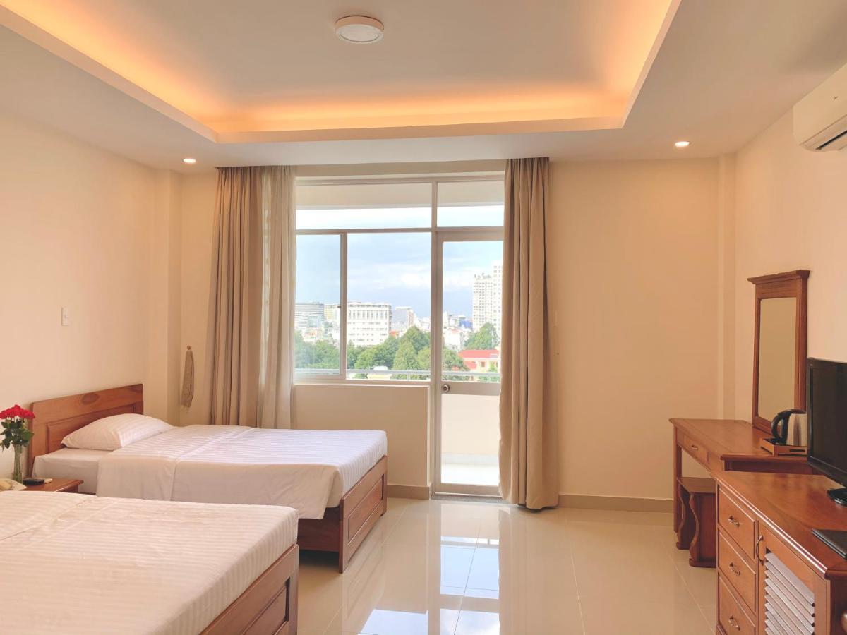 Tan Son Nhat 2 Hotel Хошимін Екстер'єр фото