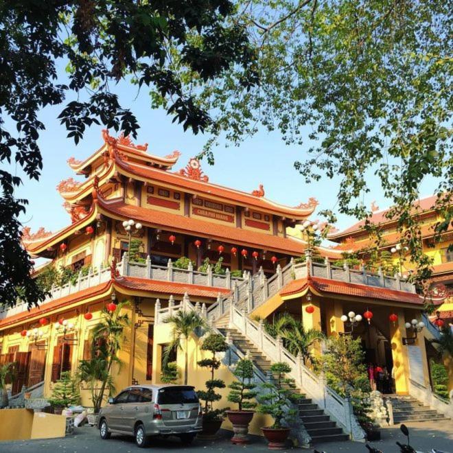 Tan Son Nhat 2 Hotel Хошимін Екстер'єр фото