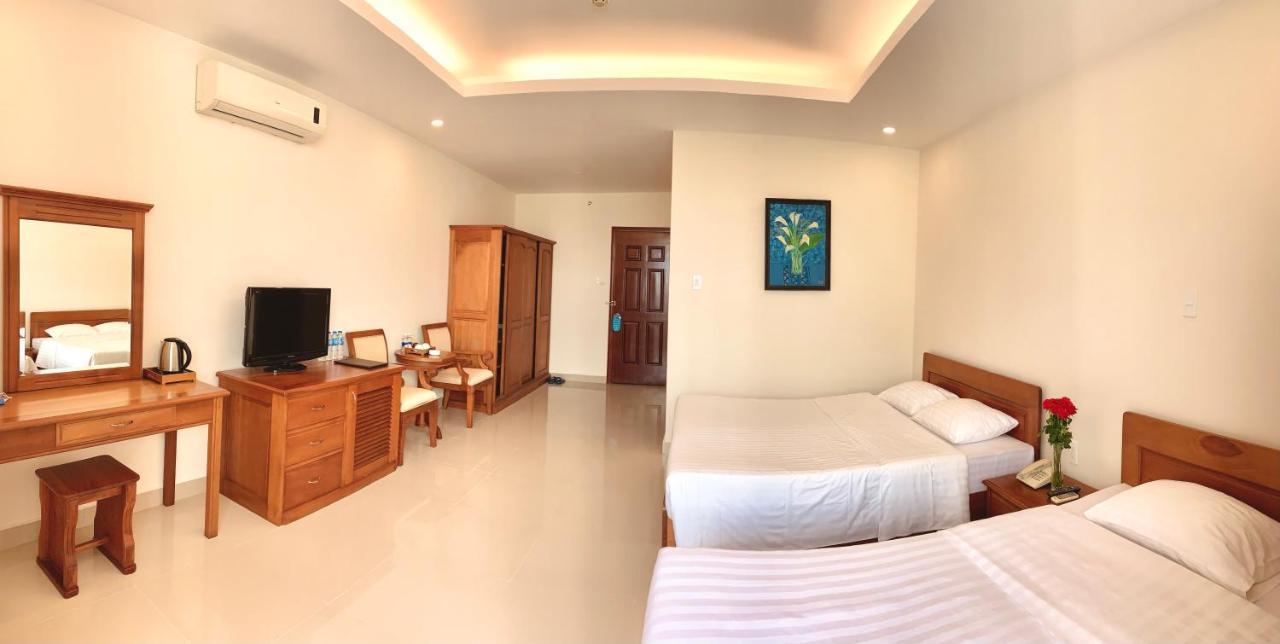 Tan Son Nhat 2 Hotel Хошимін Екстер'єр фото