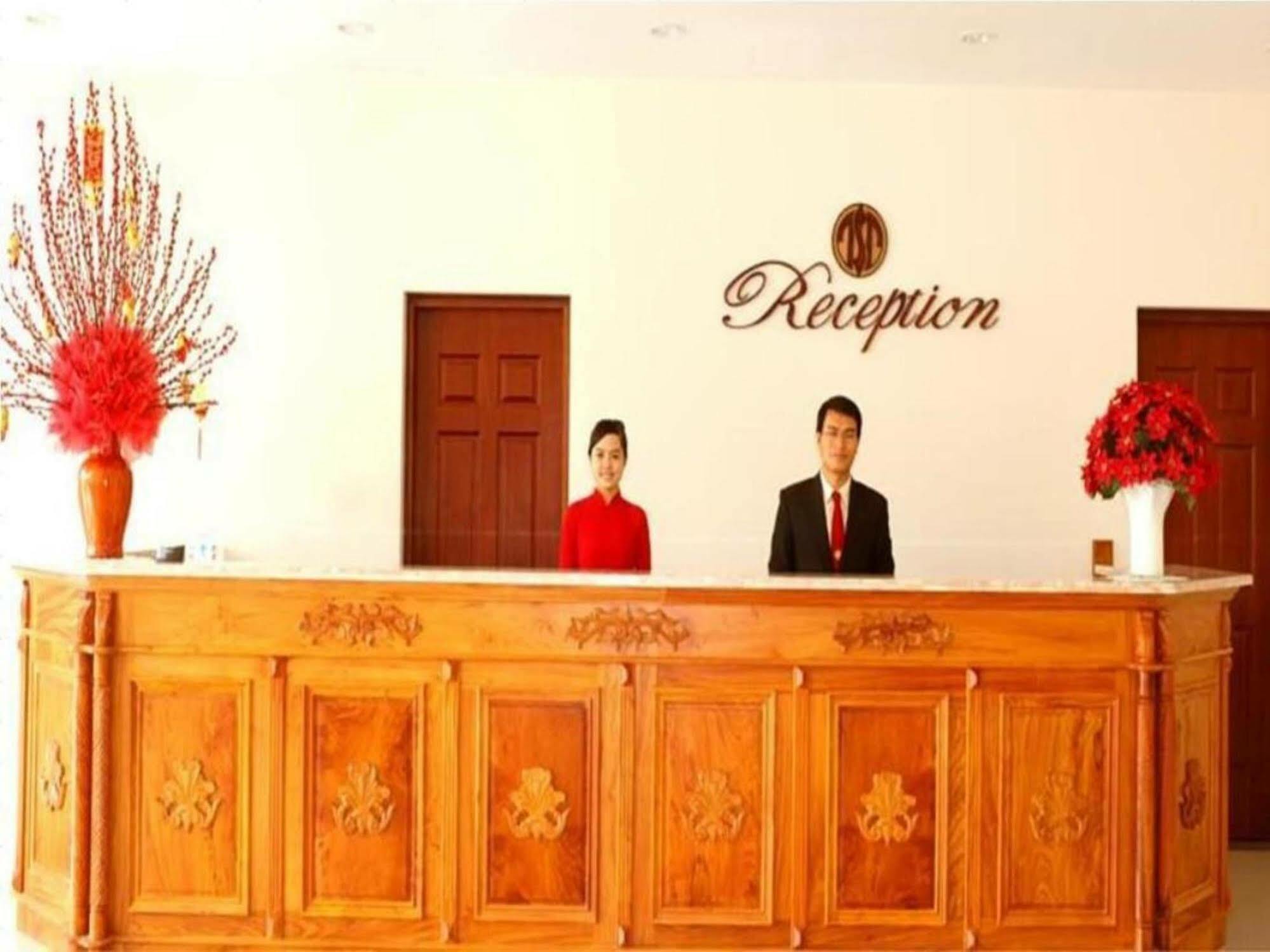 Tan Son Nhat 2 Hotel Хошимін Екстер'єр фото